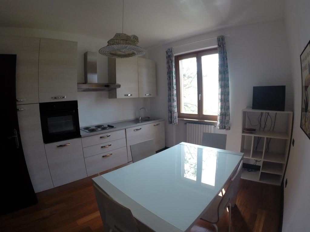Ferienwohnung Viadelcipresso12 Desenzano del Garda Exterior foto