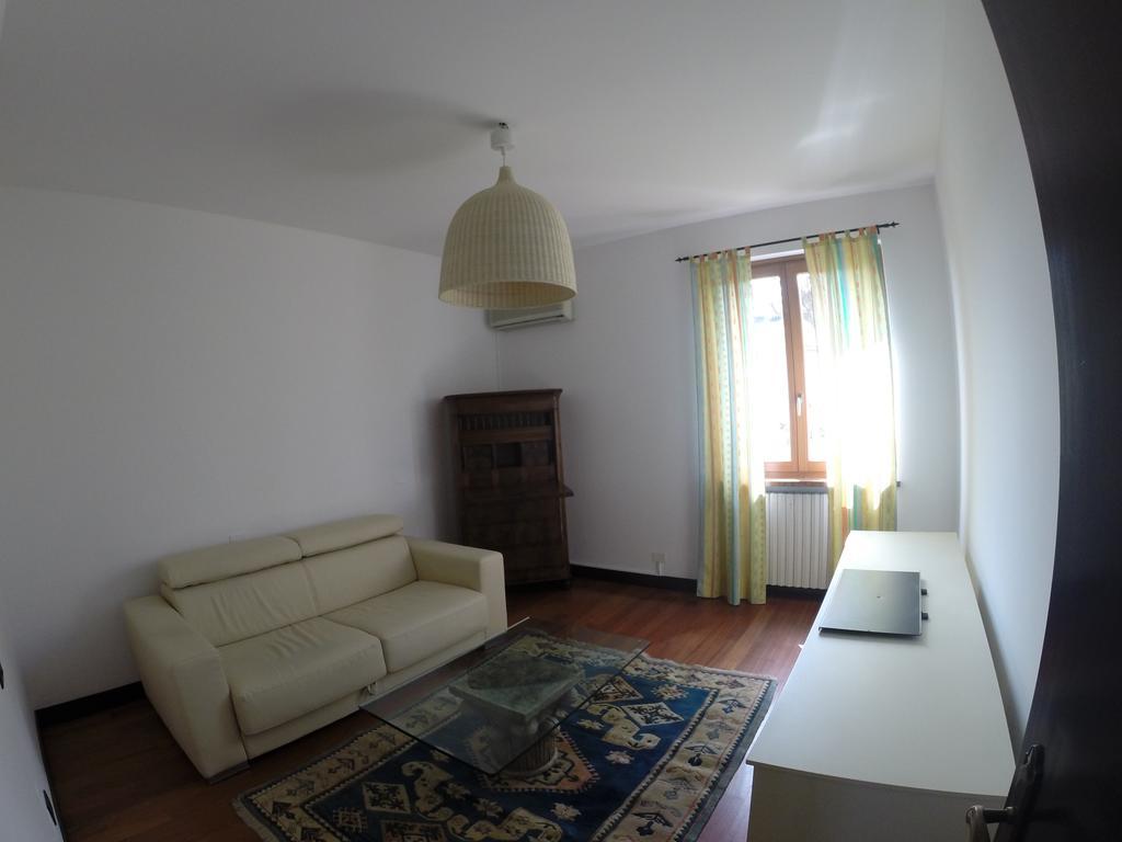 Ferienwohnung Viadelcipresso12 Desenzano del Garda Exterior foto